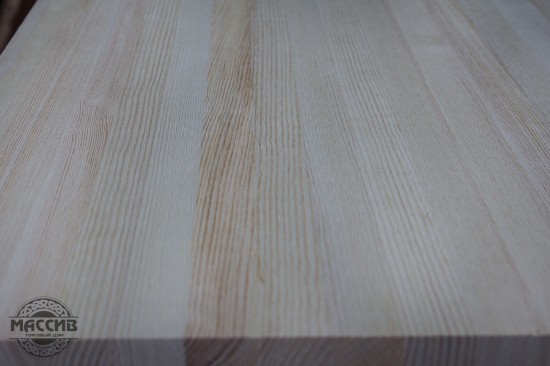 Площадка для лестницы. Сосна цельноламельная АА 40*1200*2000