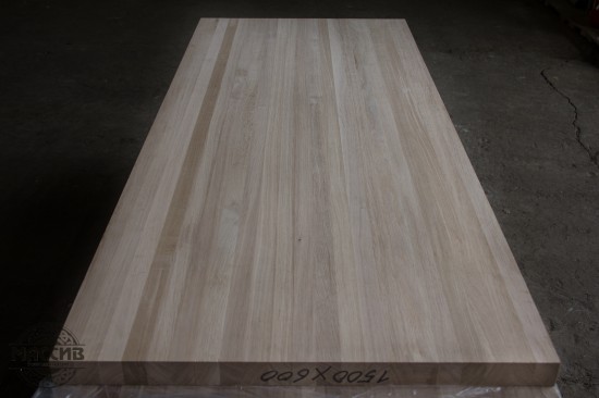 Мебельный щит Дуб цельн. 40*600*3000 АВ